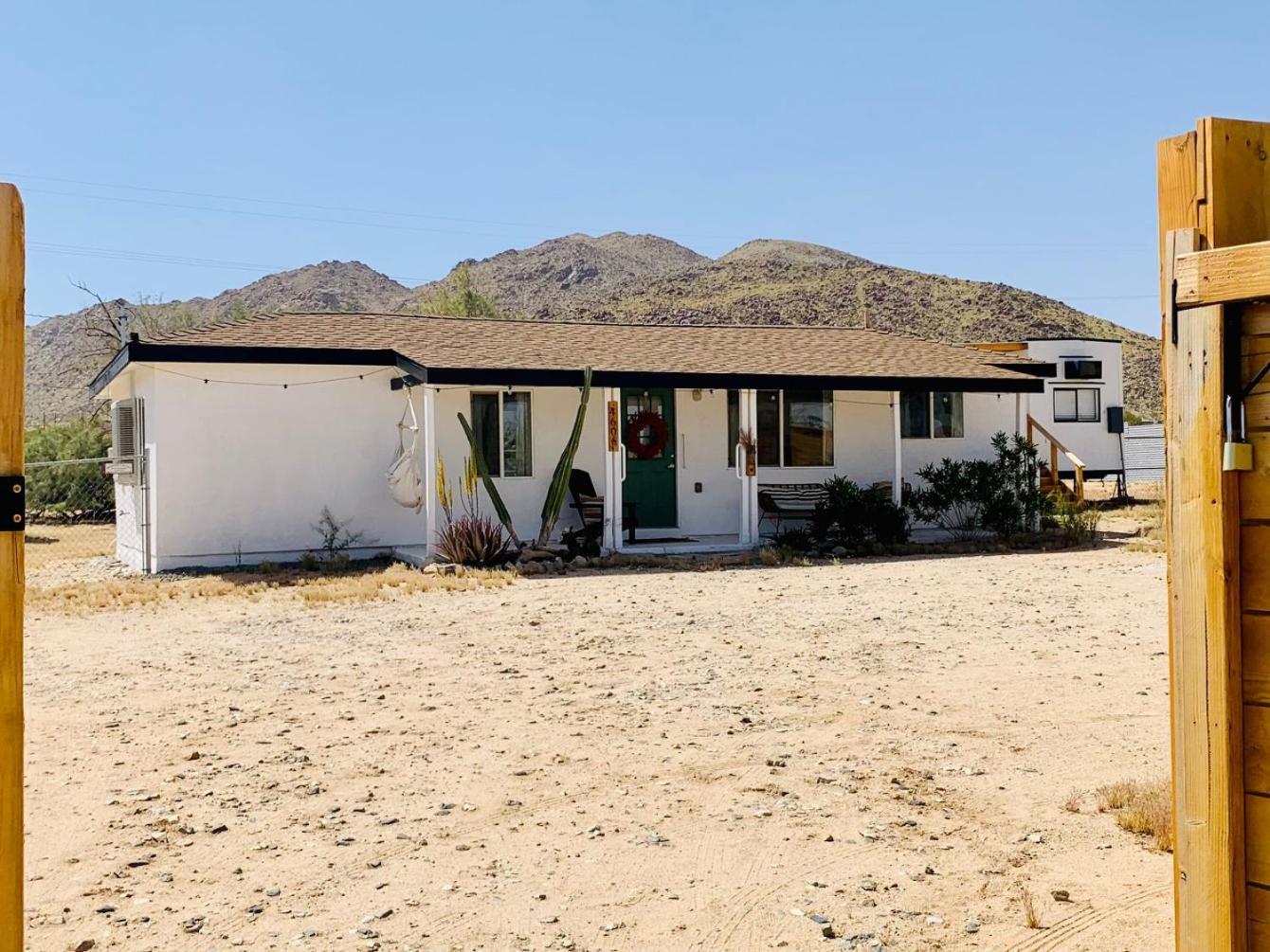Casa Agave: Comfy Joshua Tree Cottage With Free Breakfast Bar Exterior foto